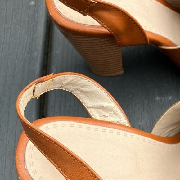 Tan peep toe chunky block slingback heels size 7.5 New With Defects - Picture 7 of 10